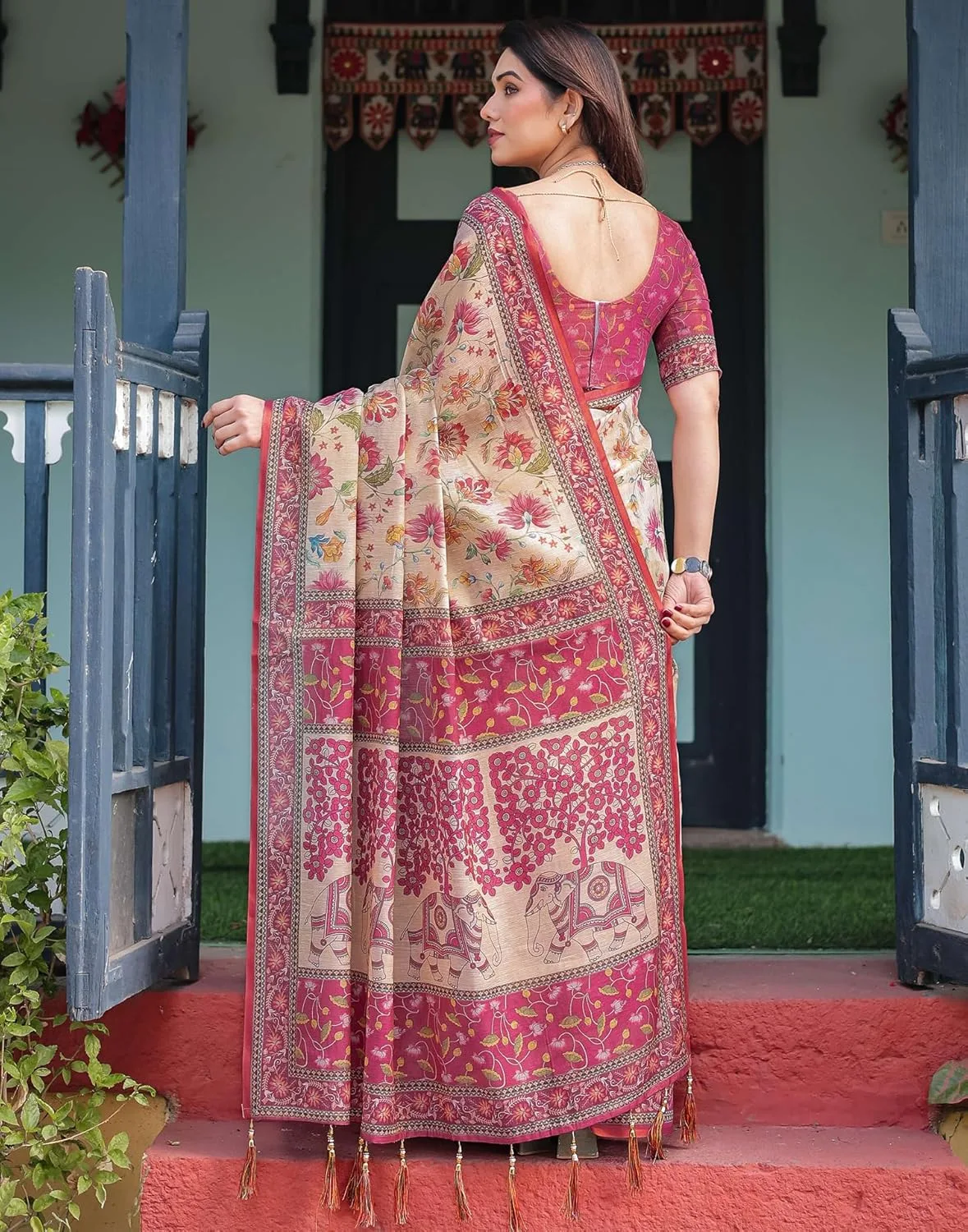 Women's Cotton Linen Floral Printed Handloom Saree with Unstitched Blouse Piece image 2