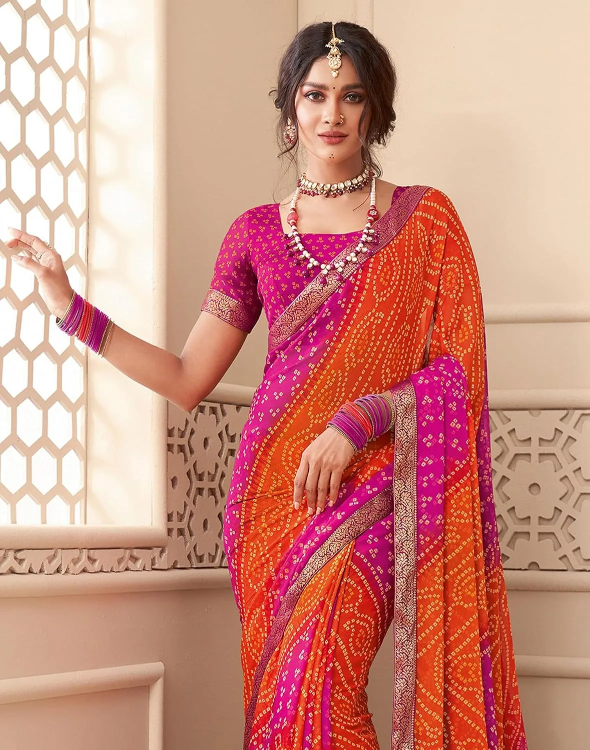Women's Chiffon Bandhani Printed Saree With Unstitched Blouse image 6