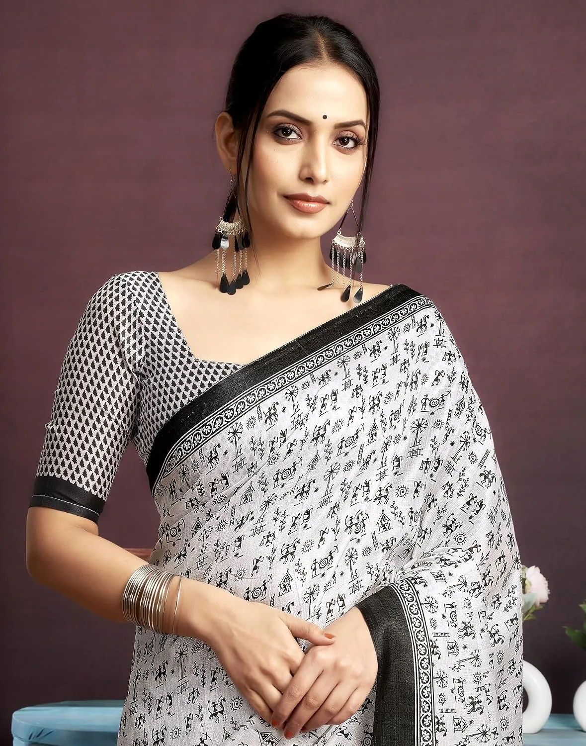 Women's Cotton Warli Printed Saree With Unstitched Blouse image 8