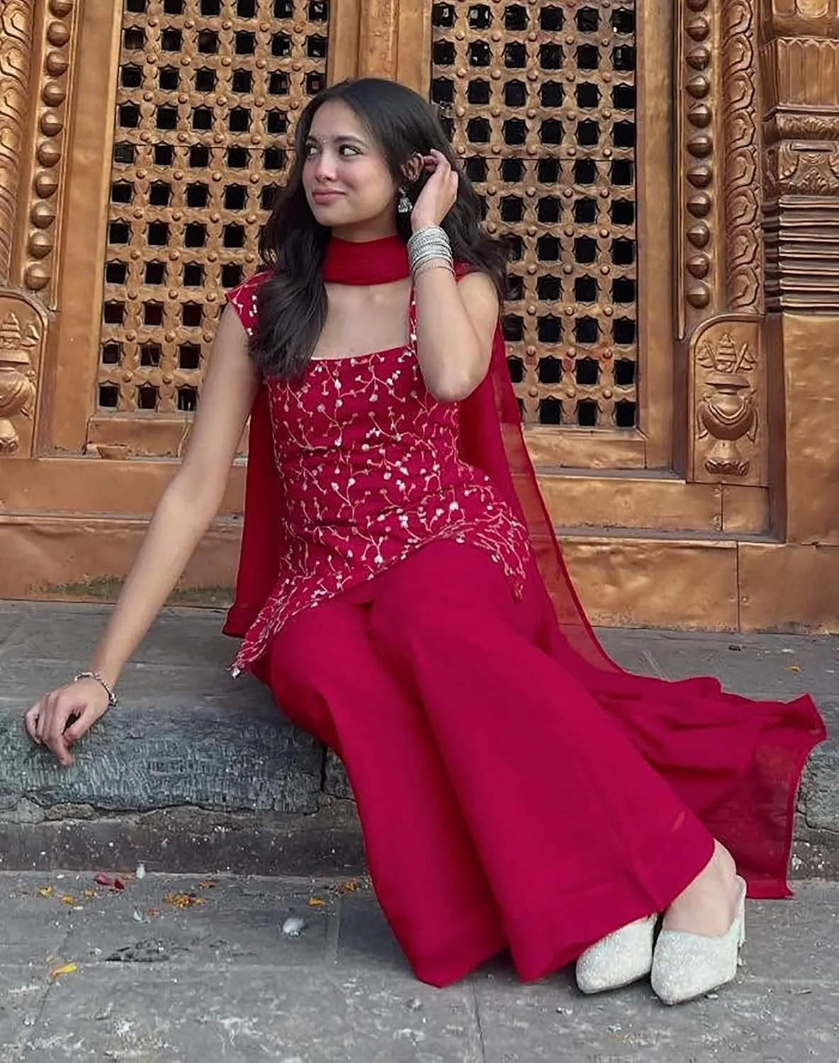 Buy Women's Georgette Embroidered Kurta Palazzo with Dupatta Set at nearme.com.np image 4