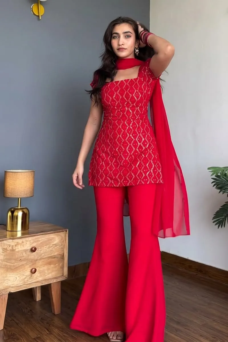 Buy 90's Indian Dresses for Parties | Luxury Designer Salwar Suits for Women at Near Me Store image 6